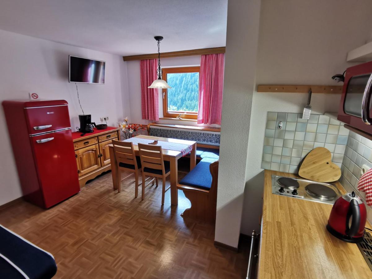 Ferienwohnungen Boehm Sankt Jakob in Defereggen Exterior photo